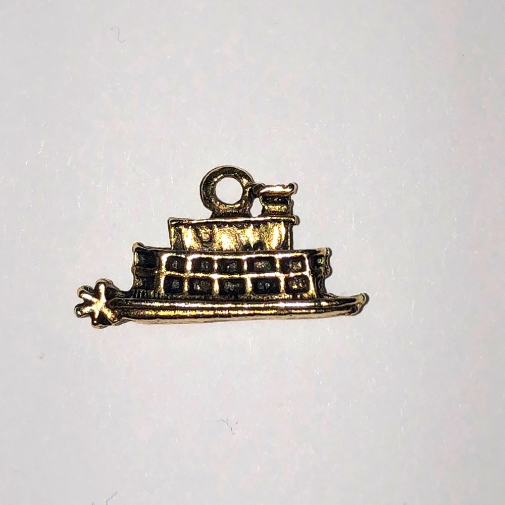 New Orleans Steamboat Pendant